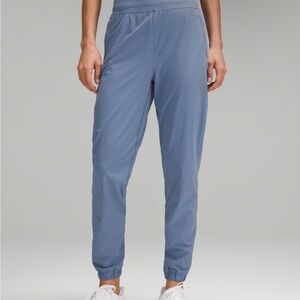 Lululemon Periwinkle Joggers Szie 8